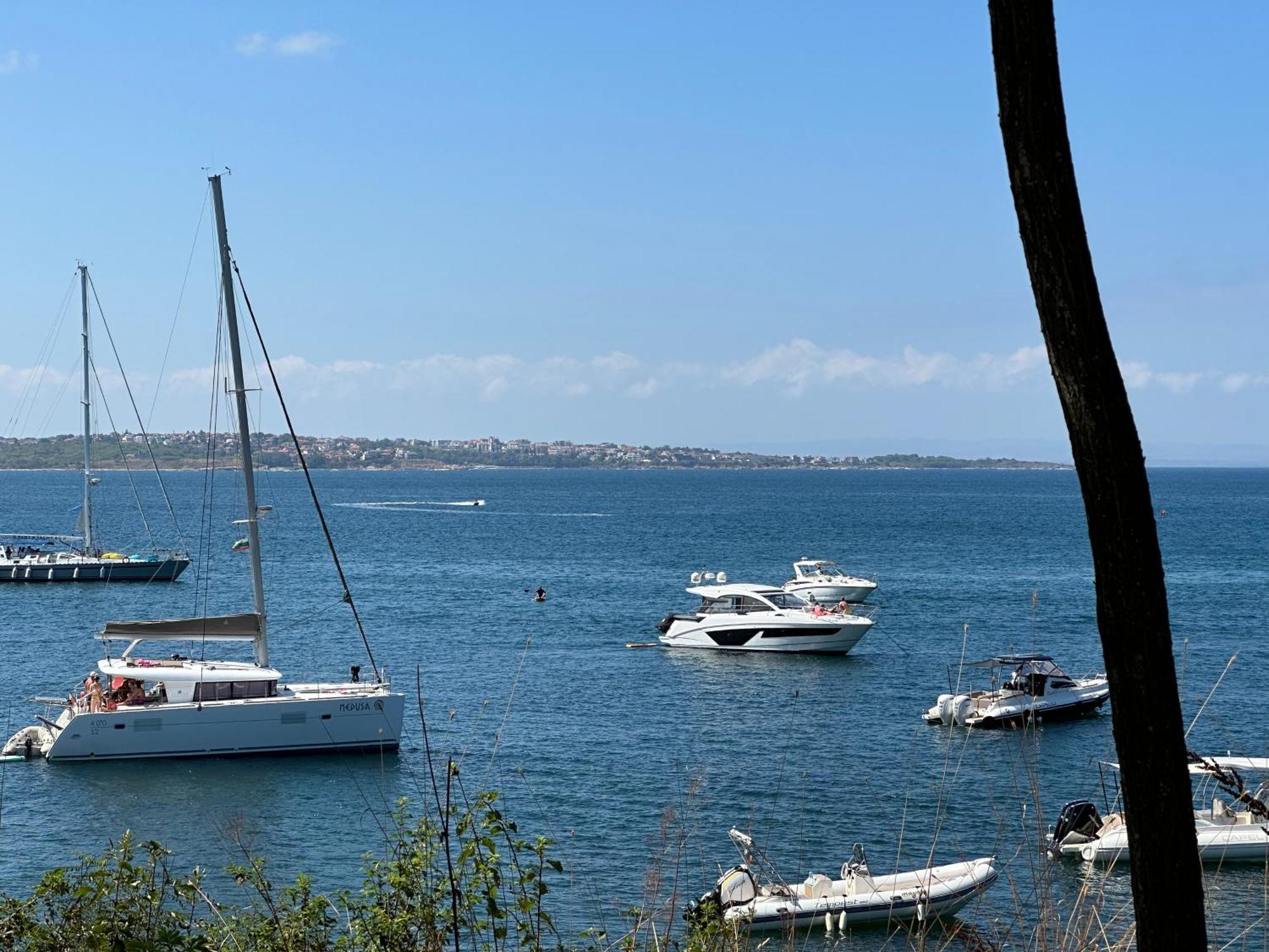 Hedi Sozopol Hotell Exteriör bild