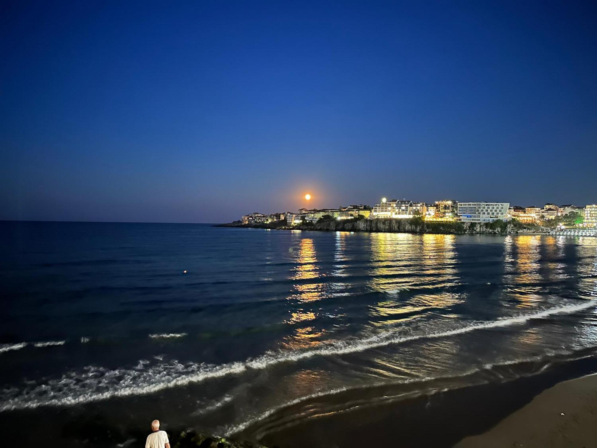 Hedi Sozopol Hotell Exteriör bild